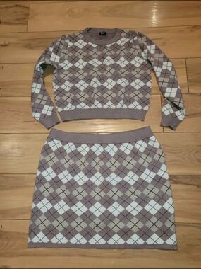 3️⃣for💲50‼️Ardene Curve Argyle Skirt And Top Set